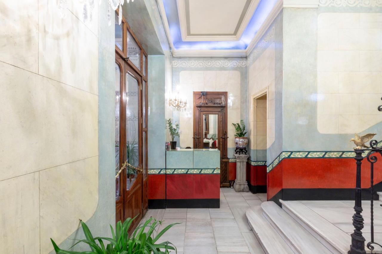Apartamentos Matute 11 Мадрид Екстер'єр фото