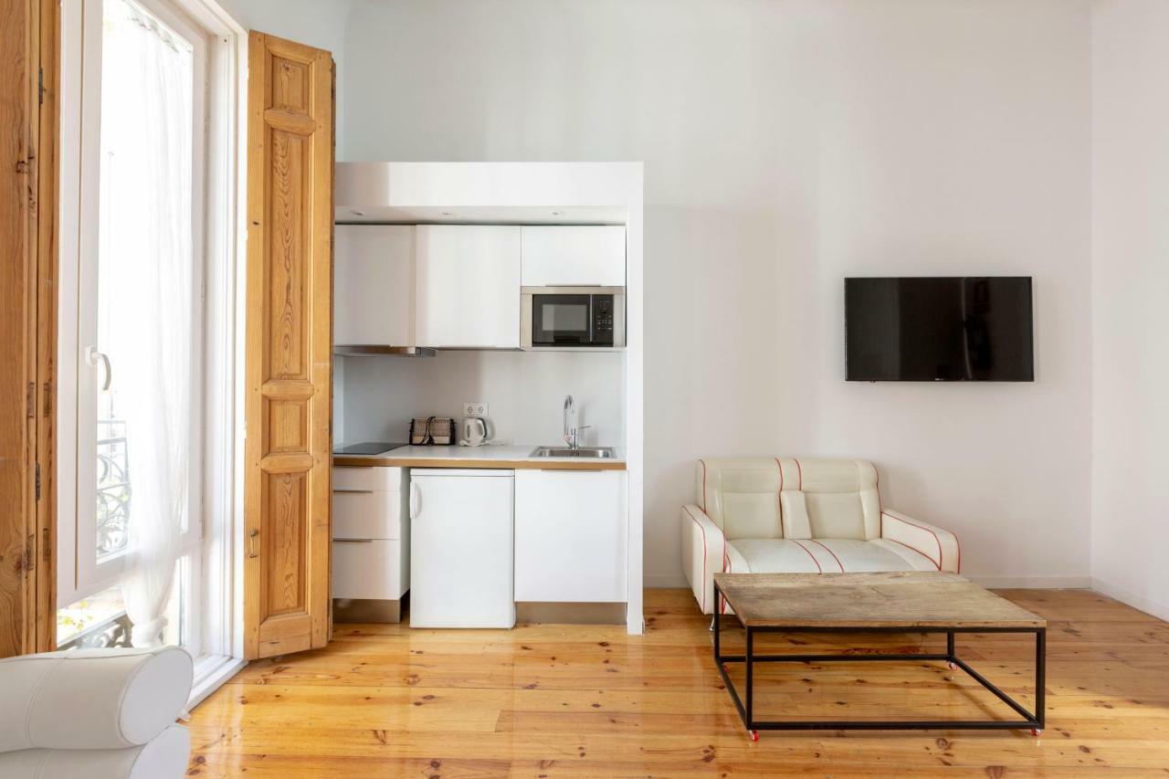 Apartamentos Matute 11 Мадрид Екстер'єр фото